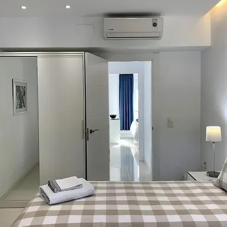 In First Line Of Carvajal Apartamento Fuengirola